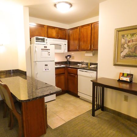 Staybridge Suites Detroit-Novi By Ihg Zewnętrze zdjęcie