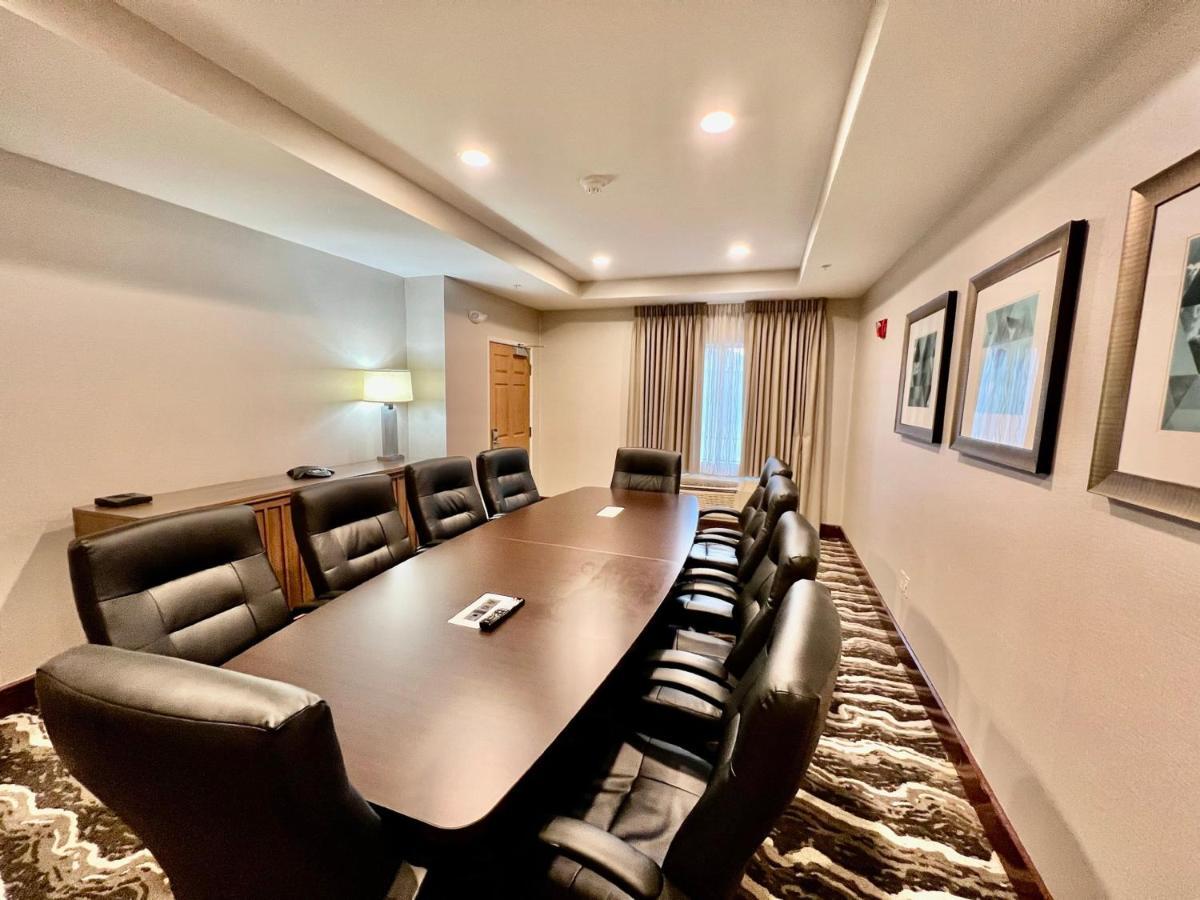 Staybridge Suites Detroit-Novi By Ihg Zewnętrze zdjęcie