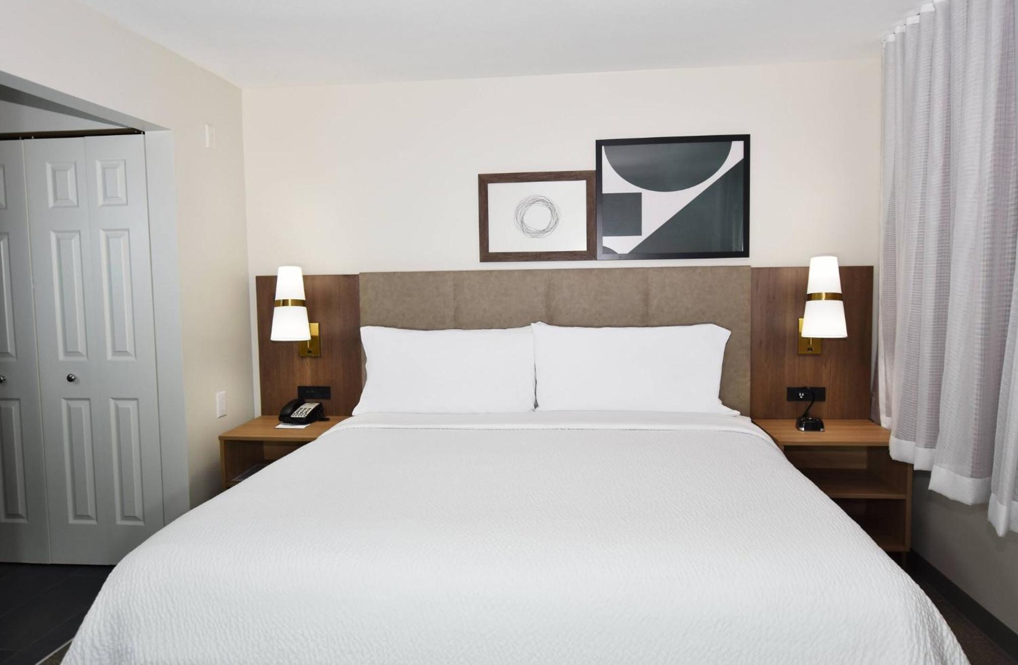 Staybridge Suites Detroit-Novi By Ihg Zewnętrze zdjęcie
