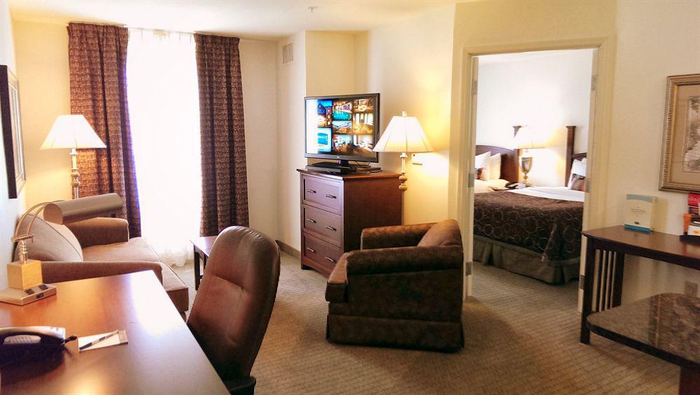 Staybridge Suites Detroit-Novi By Ihg Zewnętrze zdjęcie